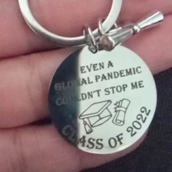 Graduation CLASS OF 2022 Stainless Steel Keychain - Picture 5 of 6